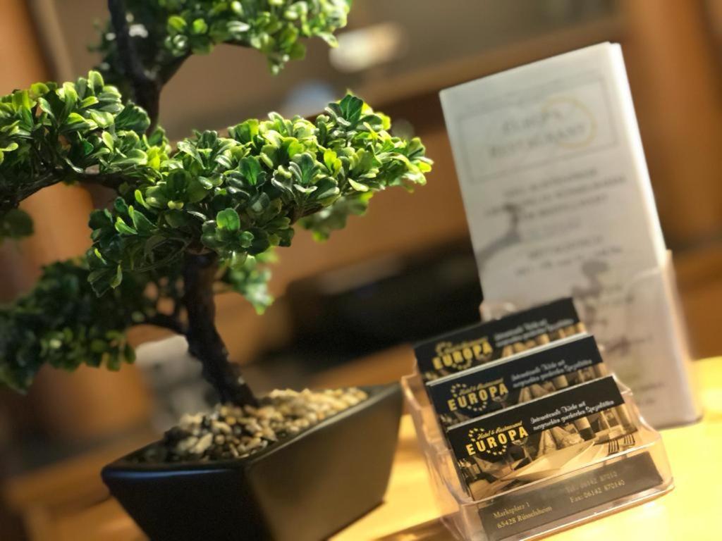 Hotel Europa - Restaurant リュッセルスハイム エクステリア 写真