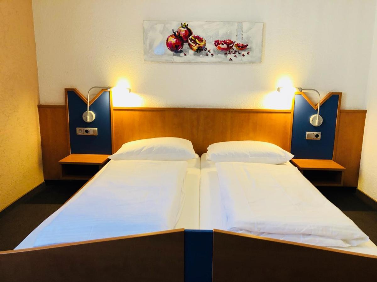 Hotel Europa - Restaurant リュッセルスハイム エクステリア 写真